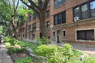 1309 W Farwell Ave, Chicago, IL 60626 - Photo 1
