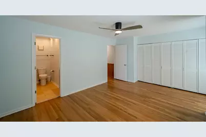 934 E 55th Street, Chicago, IL 60615 - Photo 12