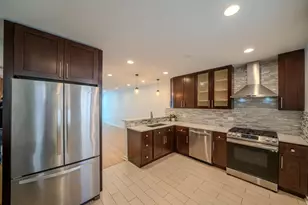 934 E 55th St, Chicago, IL 60615 - Photo 6
