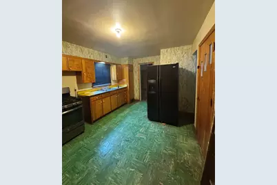 604 Melrose Court, Clinton, IA 52732 - Photo 4