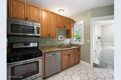 3220 Wisconsin Avenue, Berwyn, IL 60402 - Photo 12