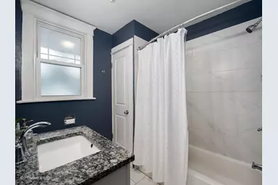 3220 Wisconsin Avenue, Berwyn, IL 60402 - Photo 20