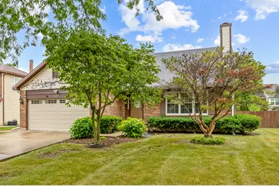 1347 Rose Boulevard, Buffalo Grove, IL 60089 - Photo 2