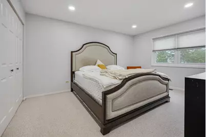 1347 Rose Boulevard, Buffalo Grove, IL 60089 - Photo 16