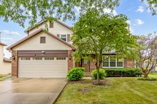 1347 Rose Blvd, Buffalo Grove, IL 60089 - Photo 1