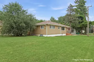 2023 Elim Ave, Zion, IL 60099 - Photo 2