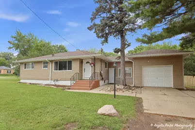 2023 Elim Avenue, Zion, IL 60099 - Photo 1