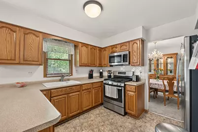 139 S Greenview Avenue, Mundelein, IL 60060 - Photo 12
