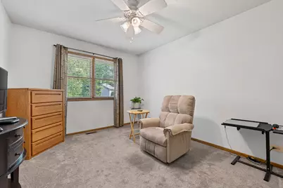 139 S Greenview Avenue, Mundelein, IL 60060 - Photo 26