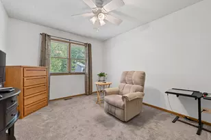 139 S Greenview Ave, Mundelein, IL 60060 - Photo 26