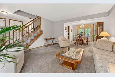 139 S Greenview Avenue, Mundelein, IL 60060 - Photo 8