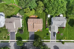 139 S Greenview Ave, Mundelein, IL 60060 - Photo 40