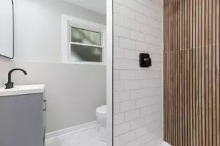 105 Cedarwood Ct, Bolingbrook, IL 60440 - Photo 16