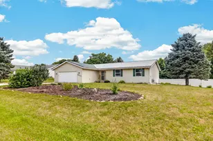 6439 Prairie Flower, Roscoe, IL 61073 - Photo 2