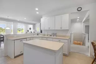 12235 Daphne Dr, Huntley, IL 60142 - Photo 10