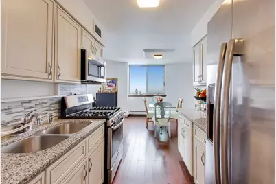 40 N Tower Road #16N, Oak Brook, IL 60523 - Photo 12