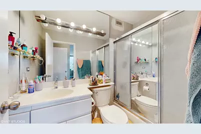 2800 N Lake Shore Drive #502, Chicago, IL 60657 - Photo 24