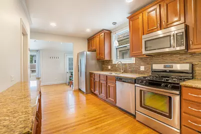 1243 Euclid Avenue, Berwyn, IL 60402 - Photo 6