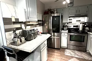 105 W Elk Trail, Carol Stream, IL 60188 - Photo 10