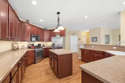 12237 Winterberry Lane, Plainfield, IL 60585 - Photo 6