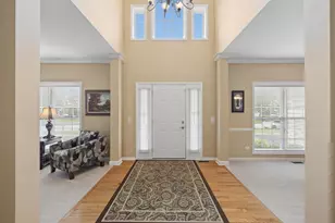12237 Winterberry Ln, Plainfield, IL 60585 - Photo 4
