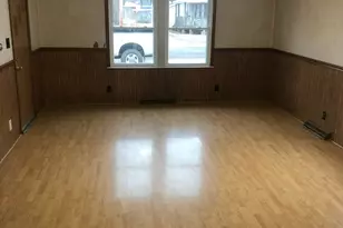 708 E 11th St, Centralia, IL 62801 - Photo 10