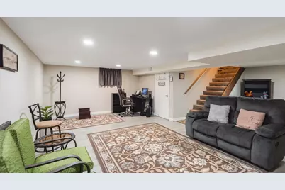 [Address not provided], Zion, IL 60099 - Photo 10