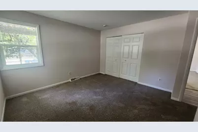 229 Hickory Street, Oswego, IL 60543 - Photo 16