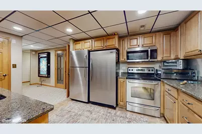 301 W Eagle Court, Waukegan, IL 60087 - Photo 22