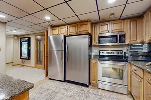 301 W Eagle Ct, Waukegan, IL 60087 - Photo 22