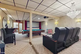 301 W Eagle Ct, Waukegan, IL 60087 - Photo 24