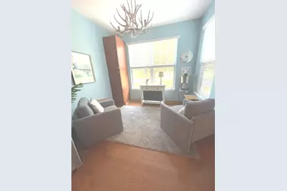 301 W Eagle Court, Waukegan, IL 60087 - Photo 8