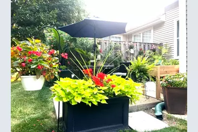 301 W Eagle Court, Waukegan, IL 60087 - Photo 30