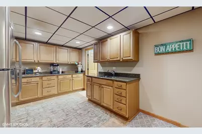 301 W Eagle Court, Waukegan, IL 60087 - Photo 26