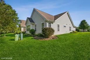 301 W Eagle Ct, Waukegan, IL 60087 - Photo 4
