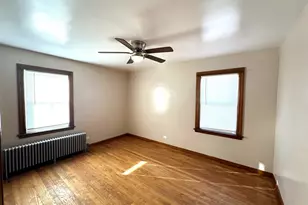7050 S Maplewood Ave, Chicago, IL 60629 - Photo 6