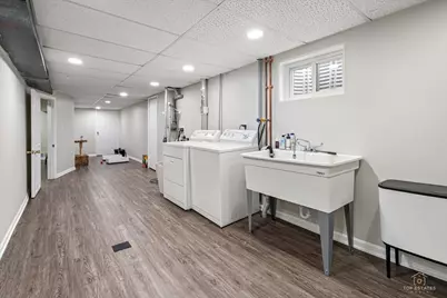 875 Horne Terrace, Des Plaines, IL 60016 - Photo 30