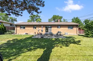 875 Horne Terrace, Des Plaines, IL 60016 - Photo 34
