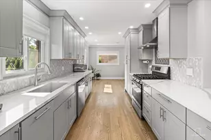 875 Horne Terrace, Des Plaines, IL 60016 - Photo 12