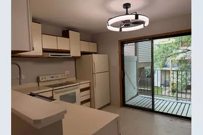 164 S Waters Edge Drive #201, Glendale Heights, IL 60139 - Photo 8