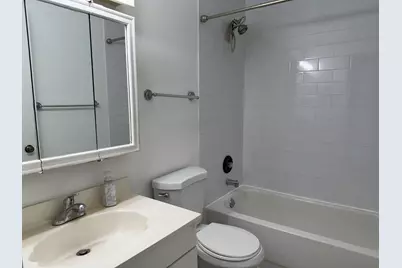 164 S Waters Edge Drive #201, Glendale Heights, IL 60139 - Photo 14