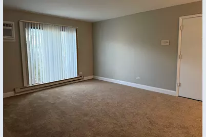 164 S Waters Edge Drive #201, Glendale Heights, IL 60139 - Photo 4