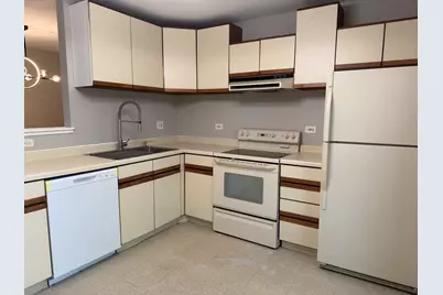 164 S Waters Edge Drive #201, Glendale Heights, IL 60139 - Photo 6
