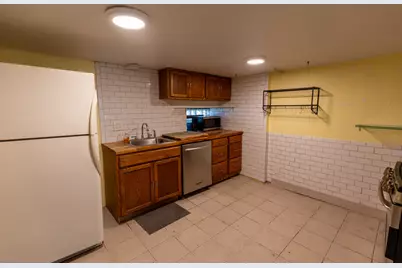 7047 N 26th Parkway, Berwyn, IL 60402 - Photo 28