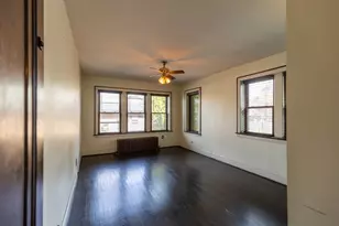 7047 N 26th Pkwy, Berwyn, IL 60402 - Photo 20