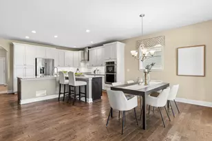 3731 Chesapeake Ln, Naperville, IL 60564 - Photo 8