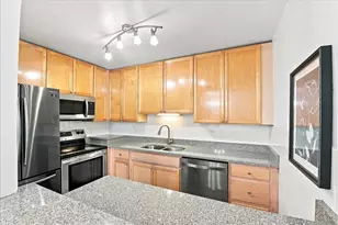 522 E Spruce Dr, Palatine, IL 60074 - Photo 10