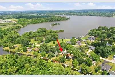 4115 Westwood Drive, Wonder Lake, IL 60097 - Photo 2