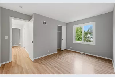 5039 Chambers Drive, Hoffman Estates, IL 60010 - Photo 20