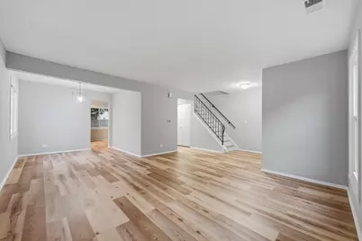 5039 Chambers Drive, Hoffman Estates, IL 60010 - Photo 28